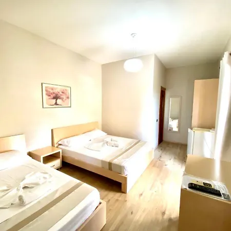 Denta 4* Radhimë